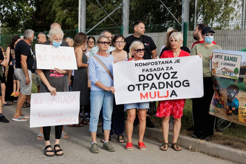 Prosvjed ispred osječke kompostane