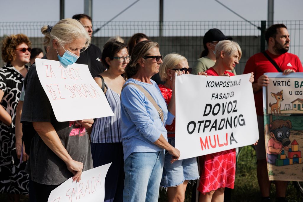 Prosvjed ispred osječke kompostane