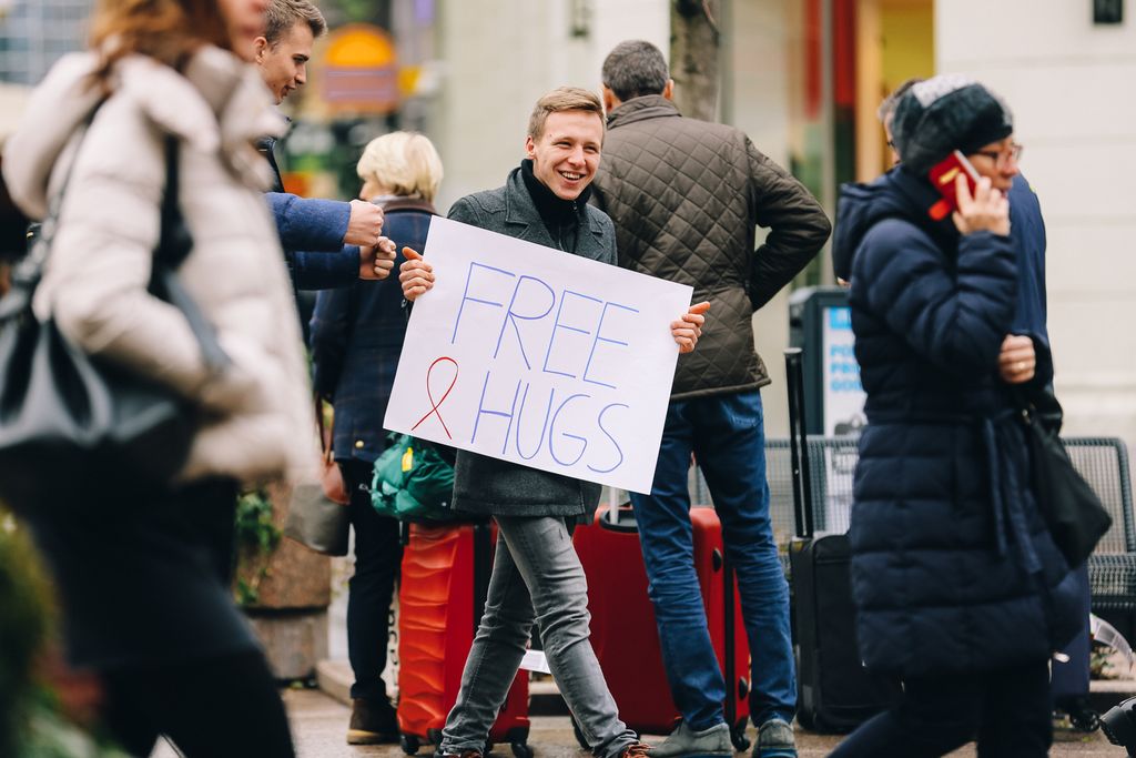 Besplatni zagrljaji dijelili su se u središtu Zagreba - 9