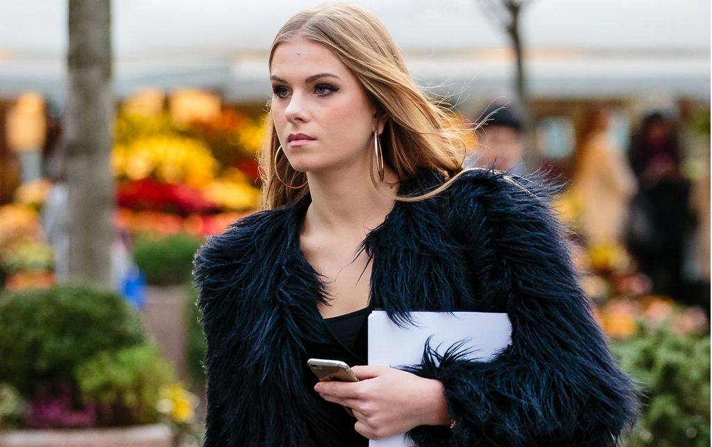 Street style plavuše iz Zagreba u 'mokrim' tajicama - 1