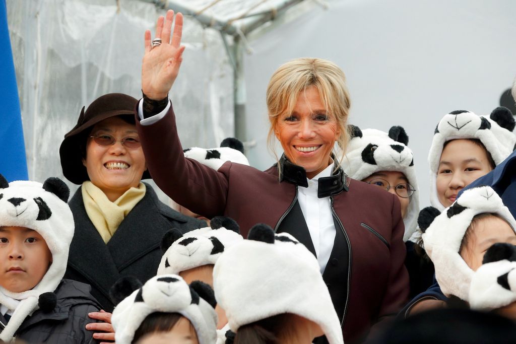 Brigitte Macron prilikom posjeta zoološkom vrtu