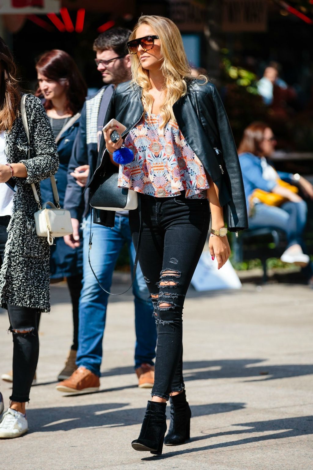 Traperice 'skinny' kroja u kombinacijama na ulicama Zagreba - 6