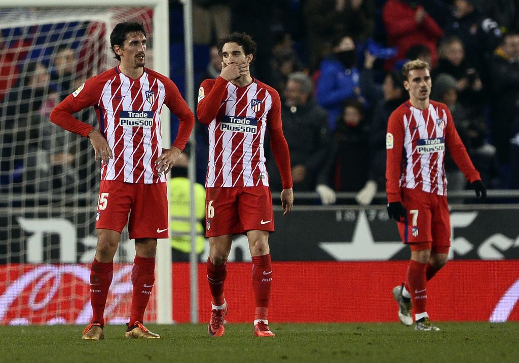 Stefan Savić, Šime Vrsaljko i Antoine Griezmann (Foto: AFP)
