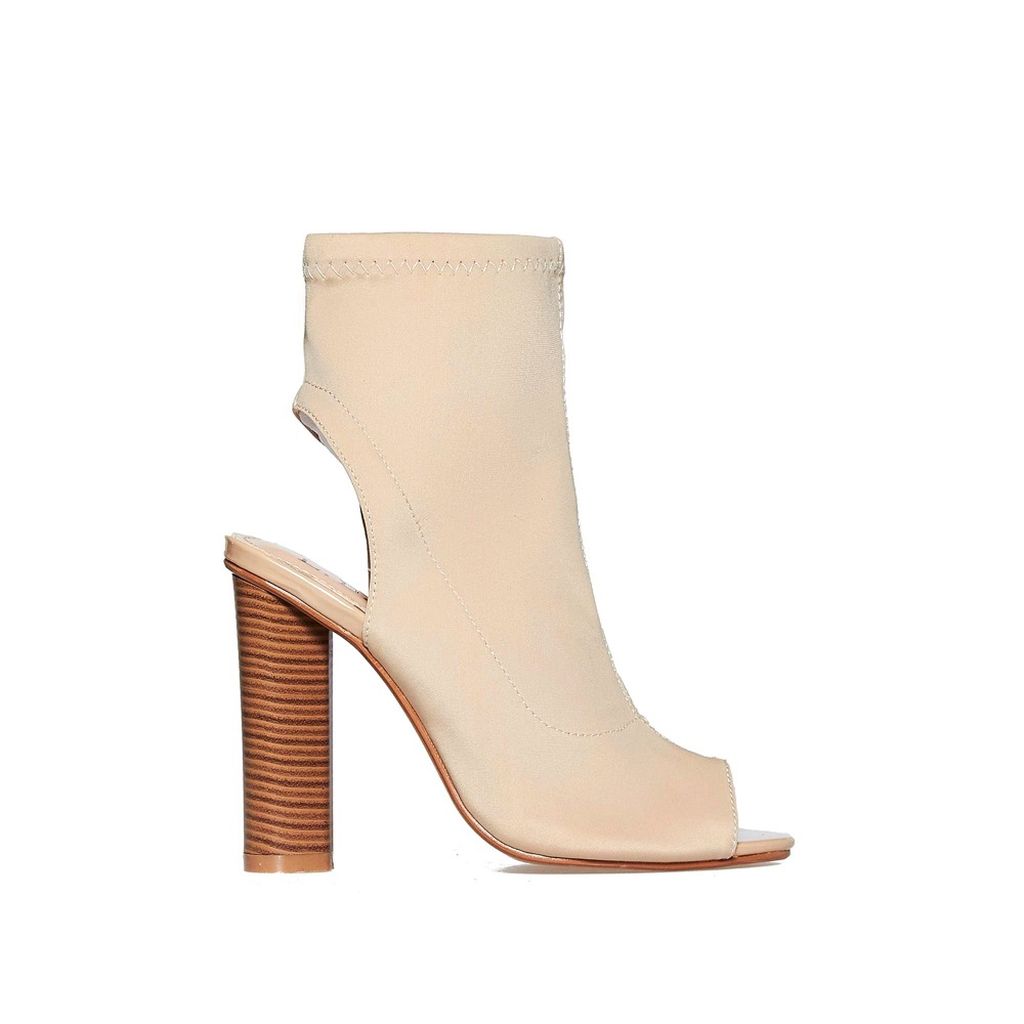 Ego 11.99 funti (102 kn)