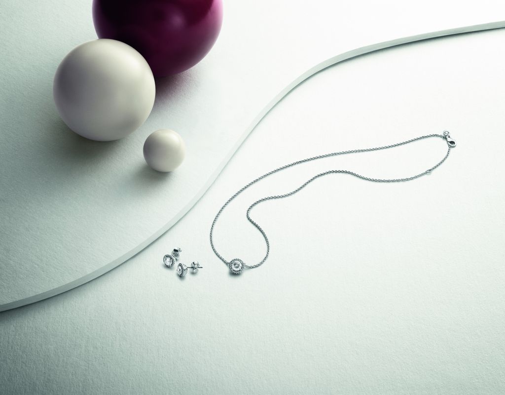 Pandora - Blistavi Božić