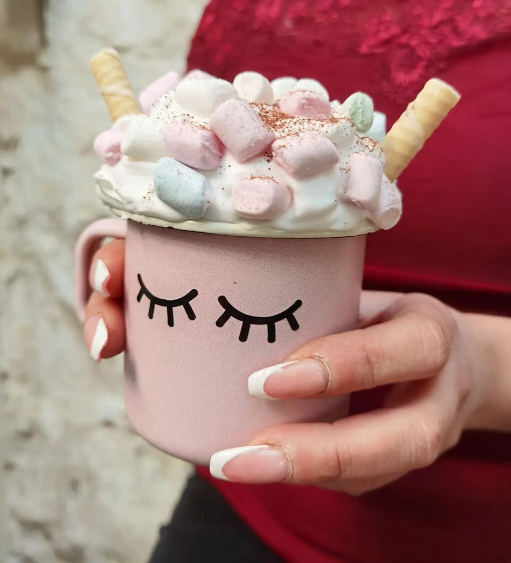 Lokal Odmah iza u božićnom izdanju - 12