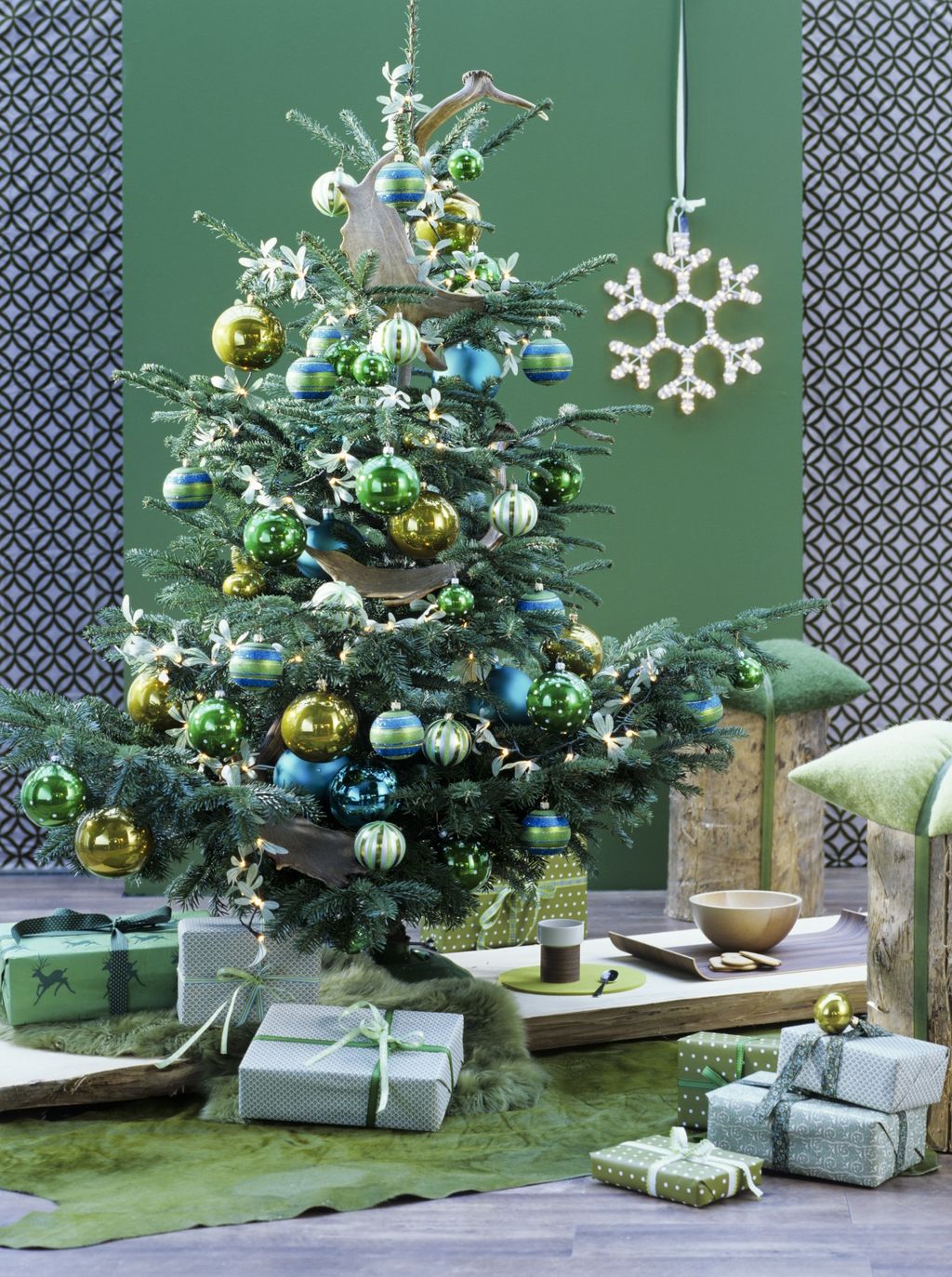 Zeleno božićno drvce