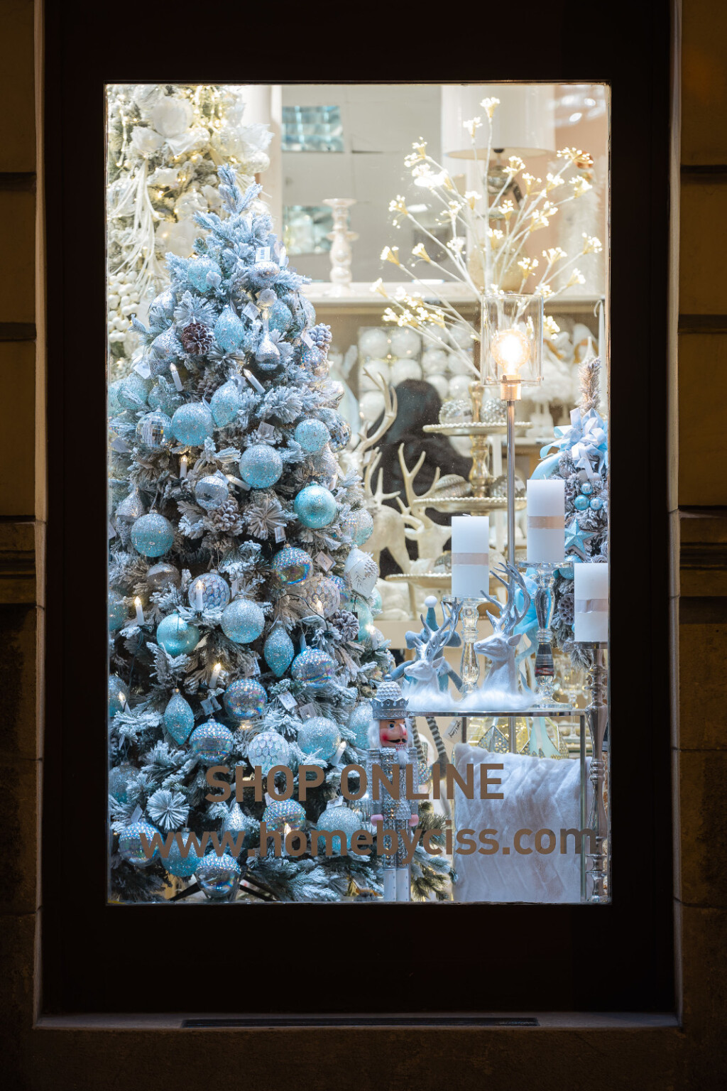 Božićno uređenje zagrebačkog gift shopa Home by Ciss - 6