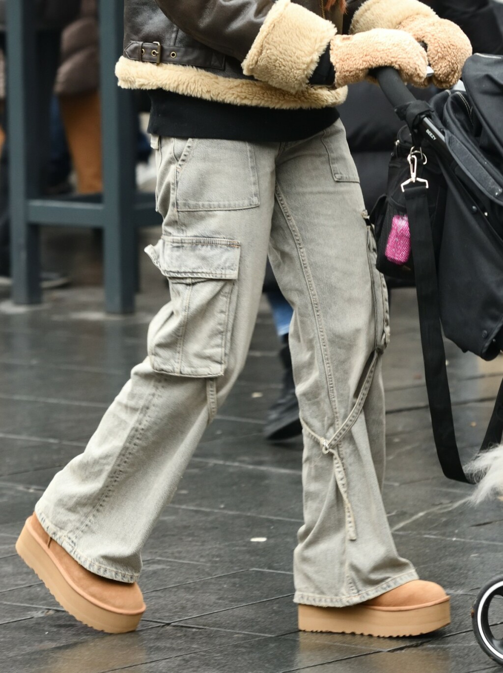 Cargo hlače su model koji jee obilježio 2023. godinu