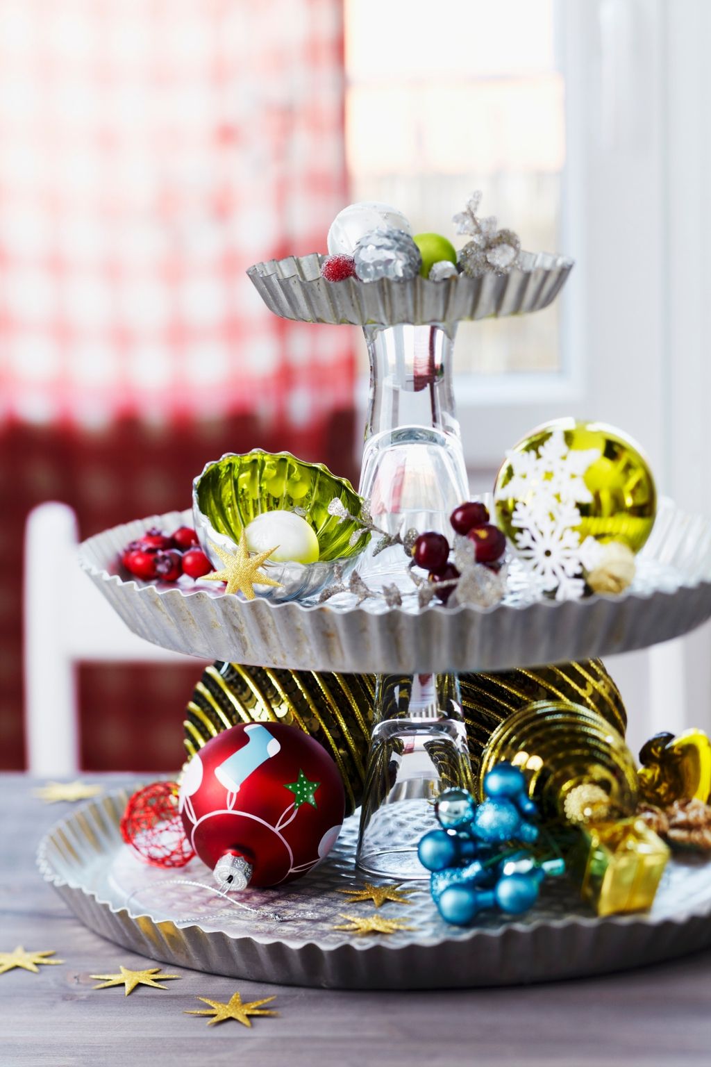 Višak božićnih kuglica možete uklopiti u svečani aranžman