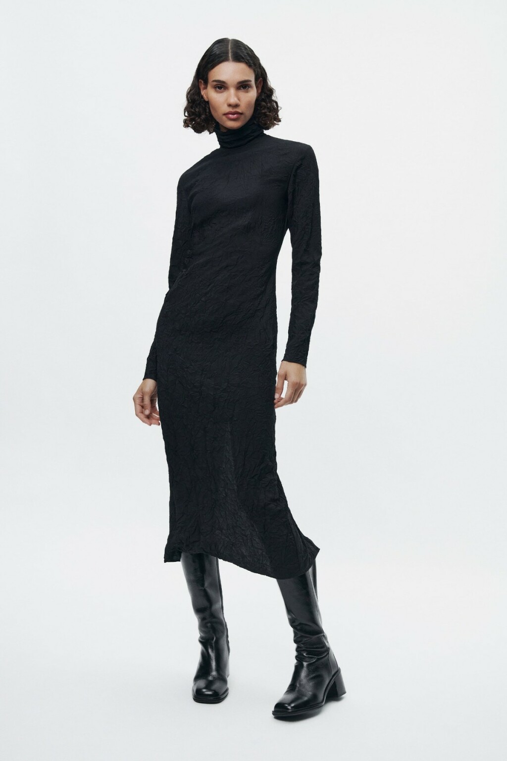 Zara, snižena s 39,95 na 25,99 eura