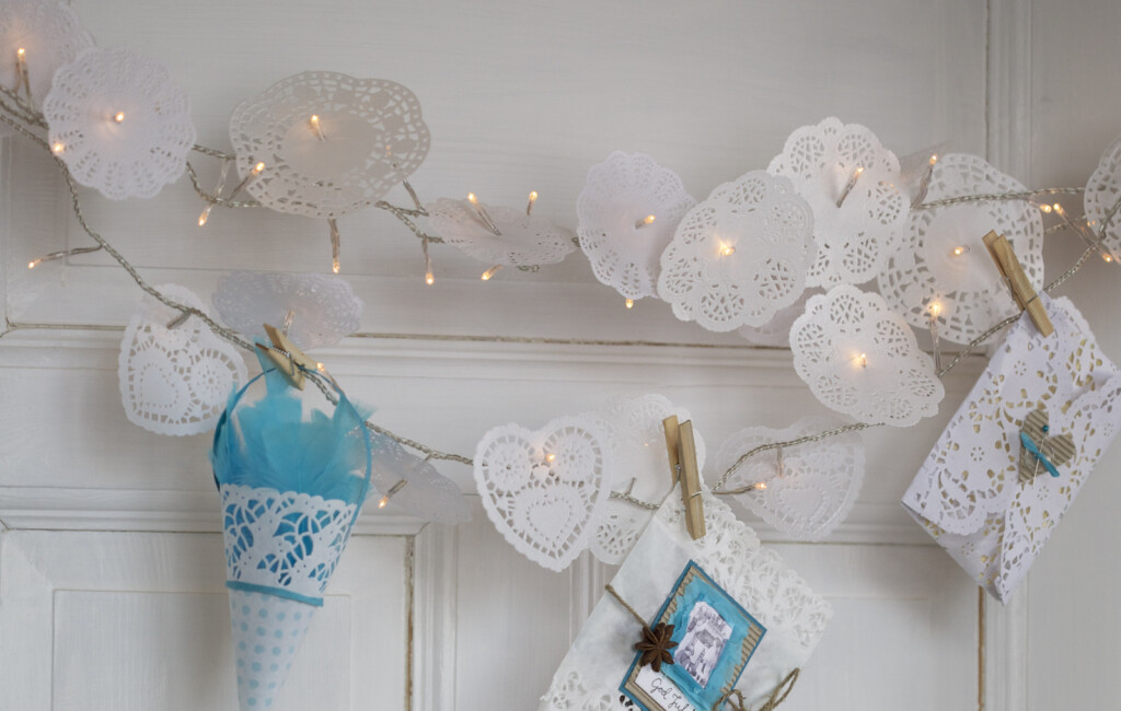 Ideje kako čipku uklopiti u božićne dekoracije - 12