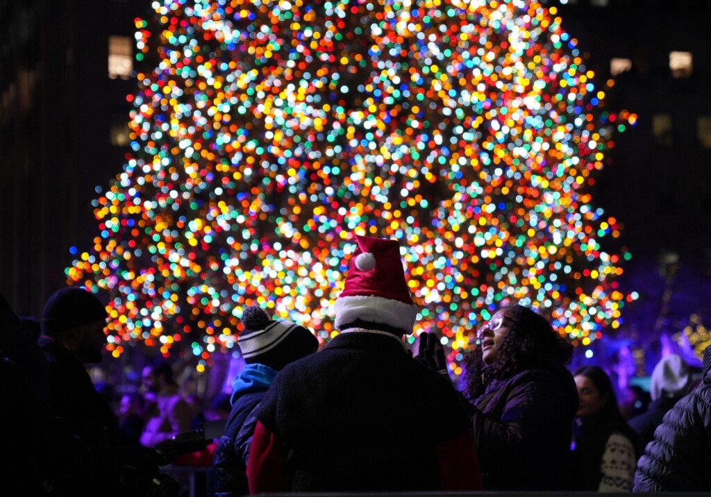 Slavni bor u Rockefeller Centeru u New Yorku