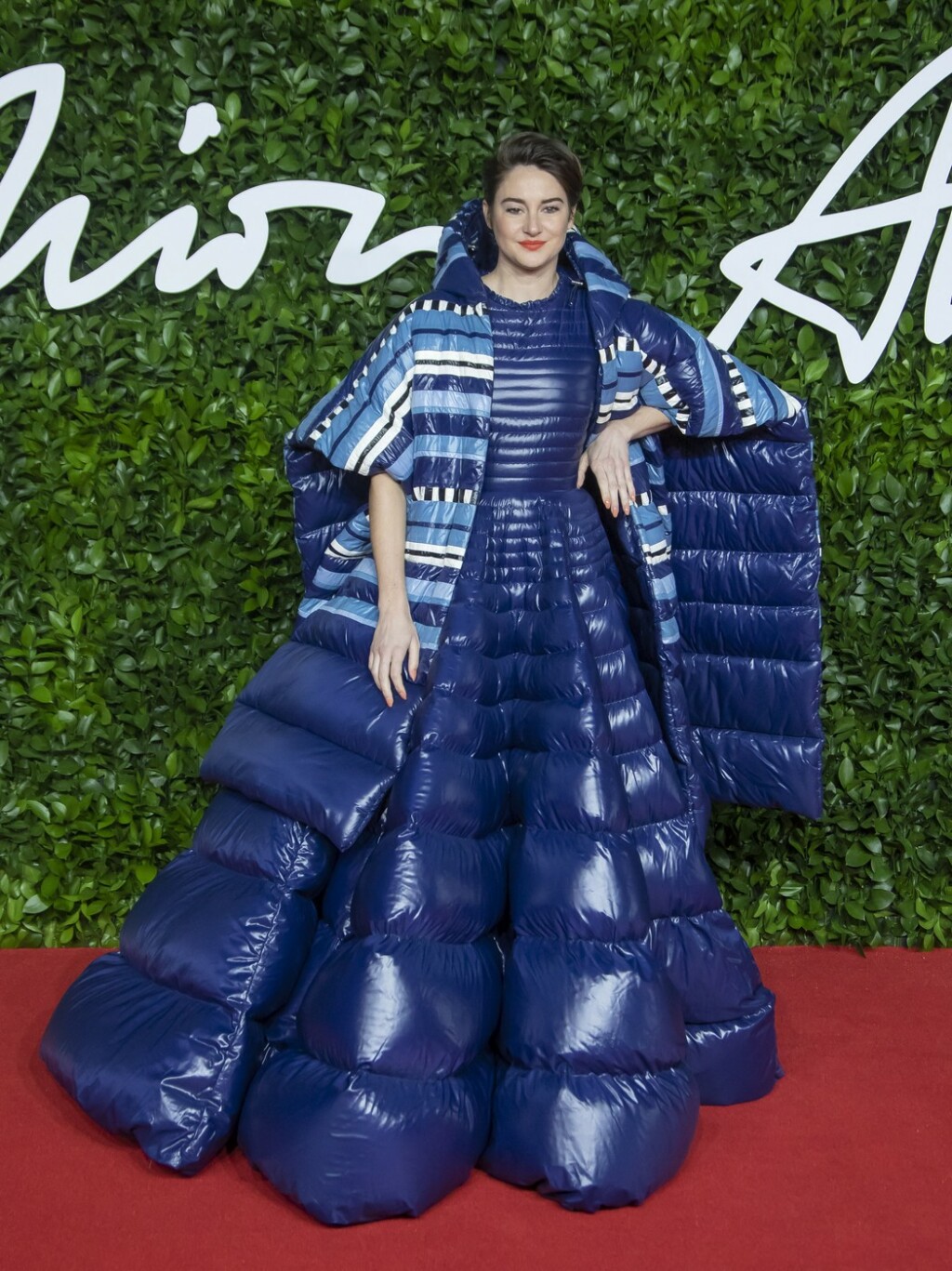 Shailene Woodley na dodjeli modnih nagrada u Velikoj Britaniji 2019.