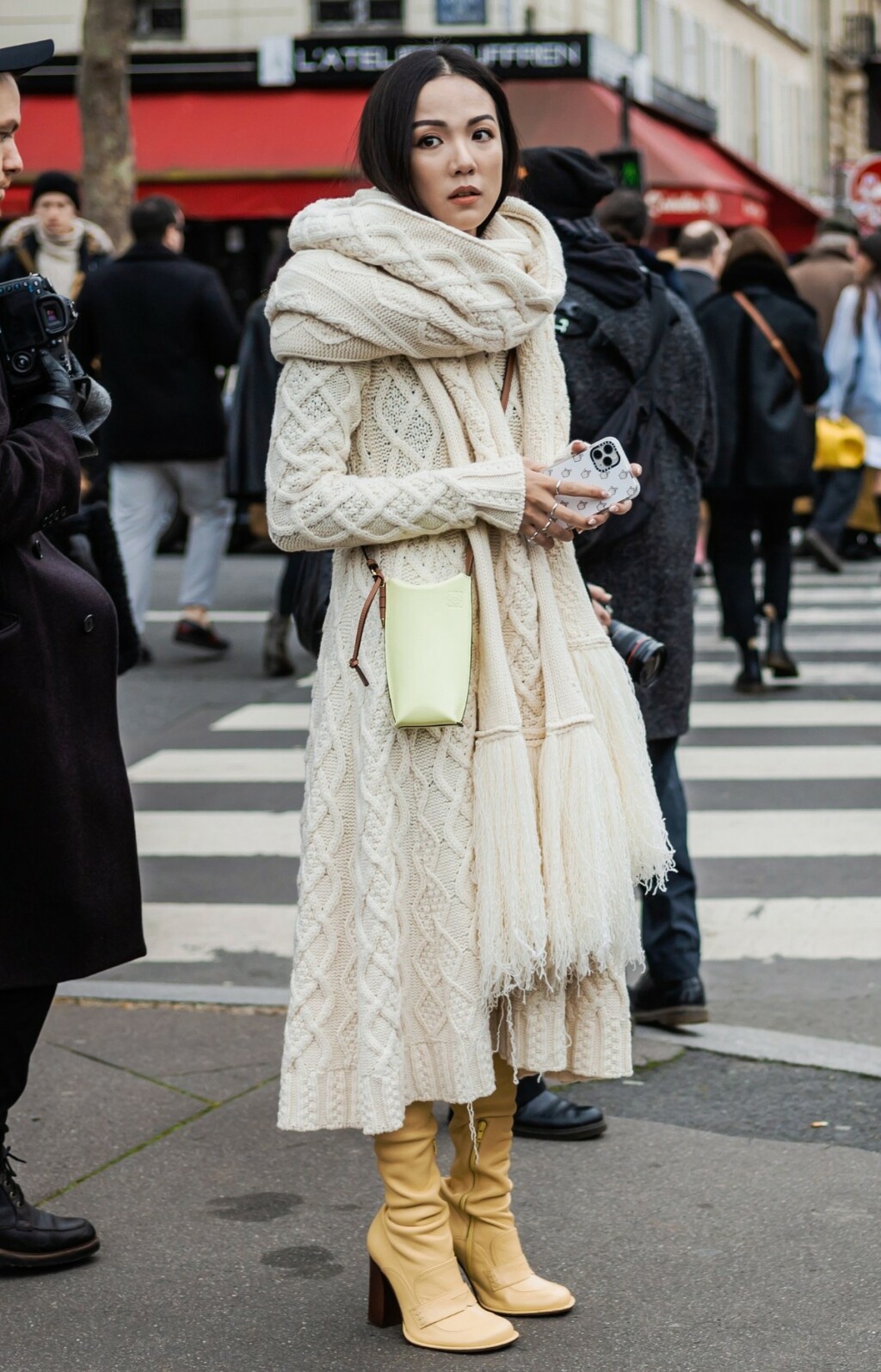 Pletena haljina u street style izdanju s Pariškog tjedna mode