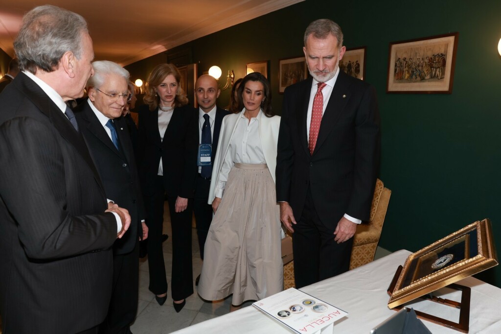 Kraljica Letizia i kralj Felipe VI. u Napulju