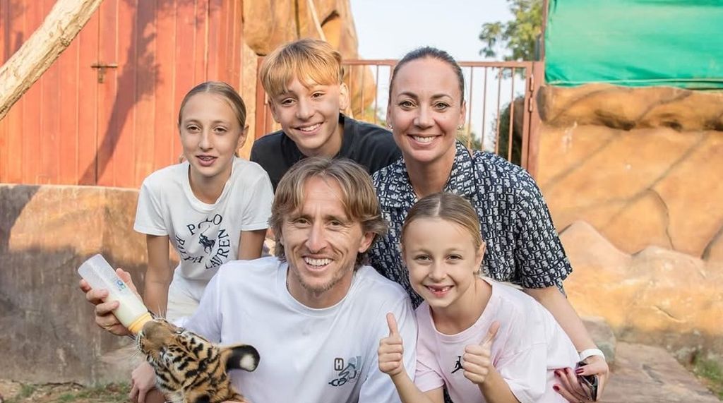 Luka Modrić s obitelji - 8