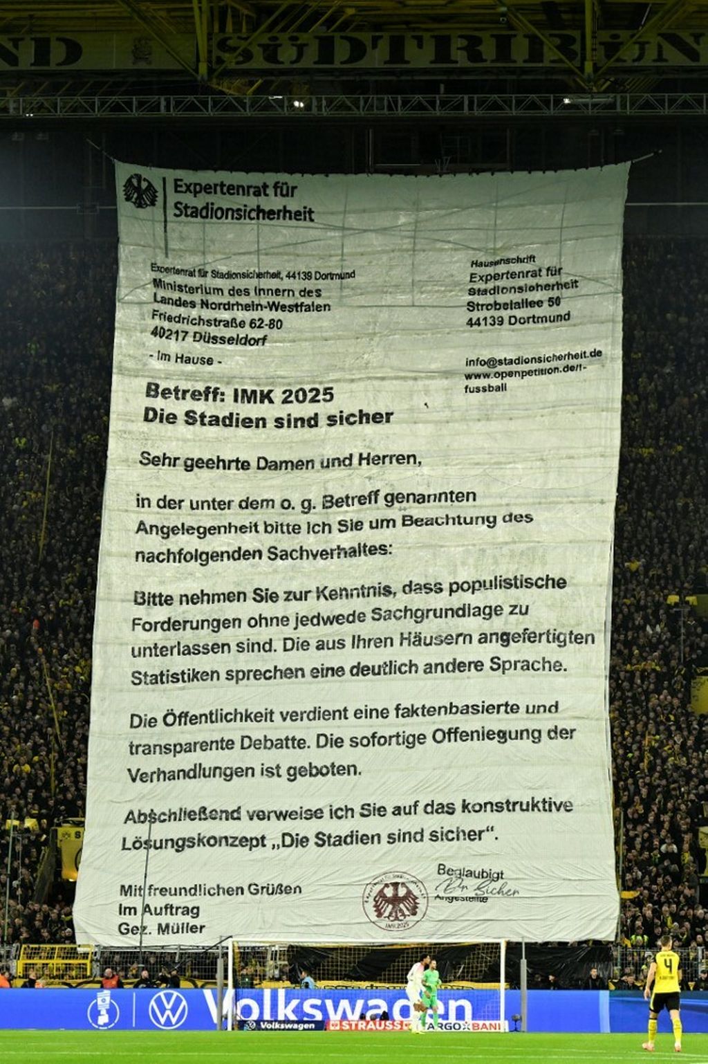 Koreografija navijača Borussije Dortmund