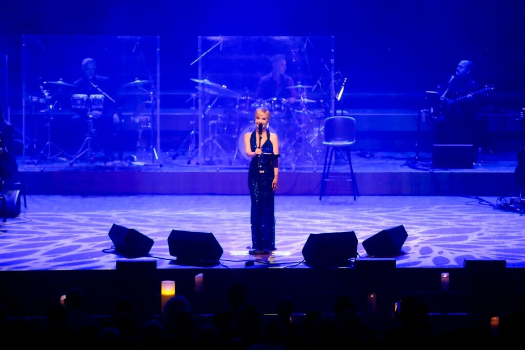 Danijela Martinović održala je koncert u Velikoj dvorani Vatroslava Lisinskog