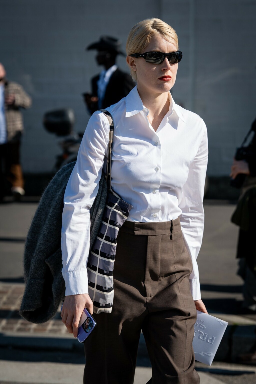 Klasična bijela košulja