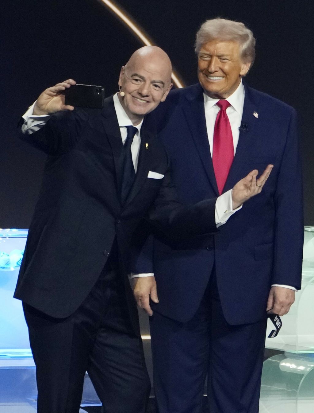 Donald Trump i Gianni Infantino
