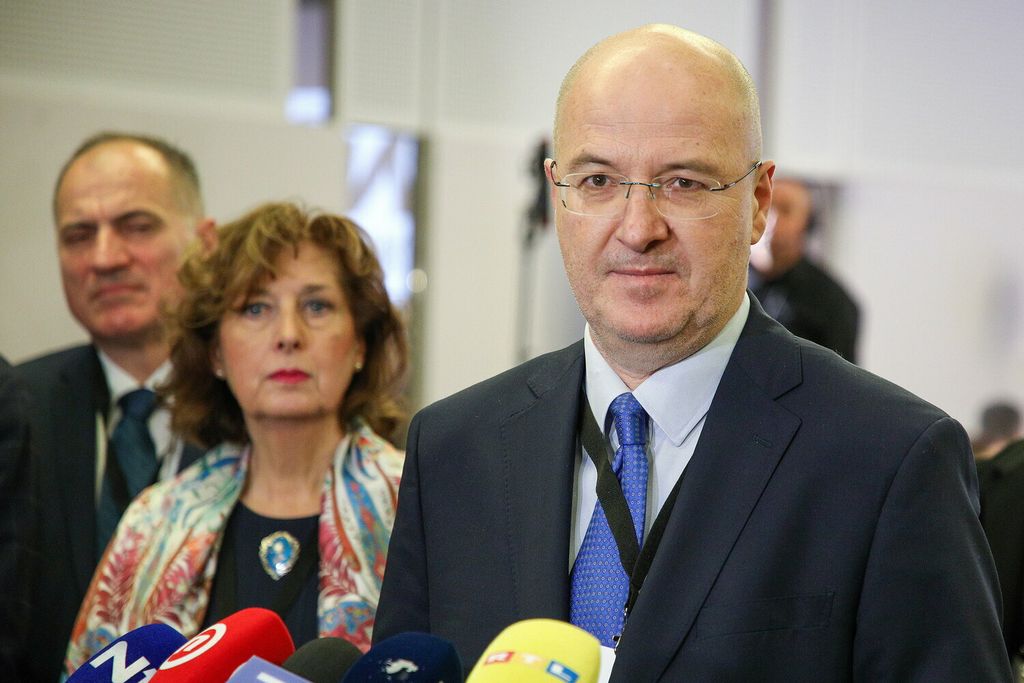 Radić (DOMiNO) najavio novu desnu političku platformu - 3