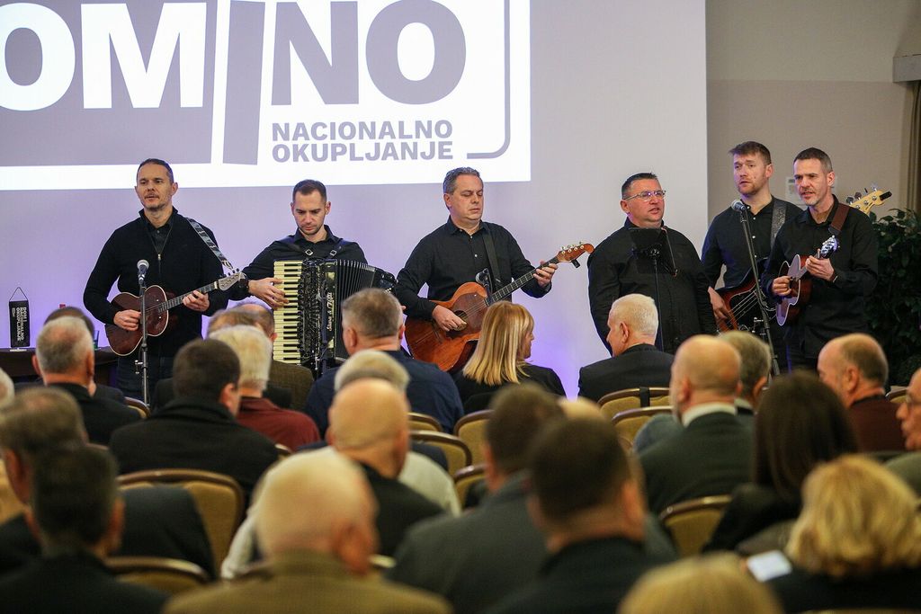 Radić (DOMiNO) najavio novu desnu političku platformu - 3