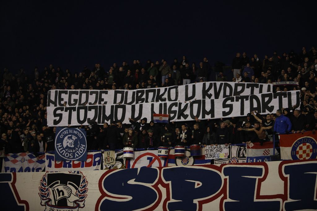 Torcida na Maksimiru