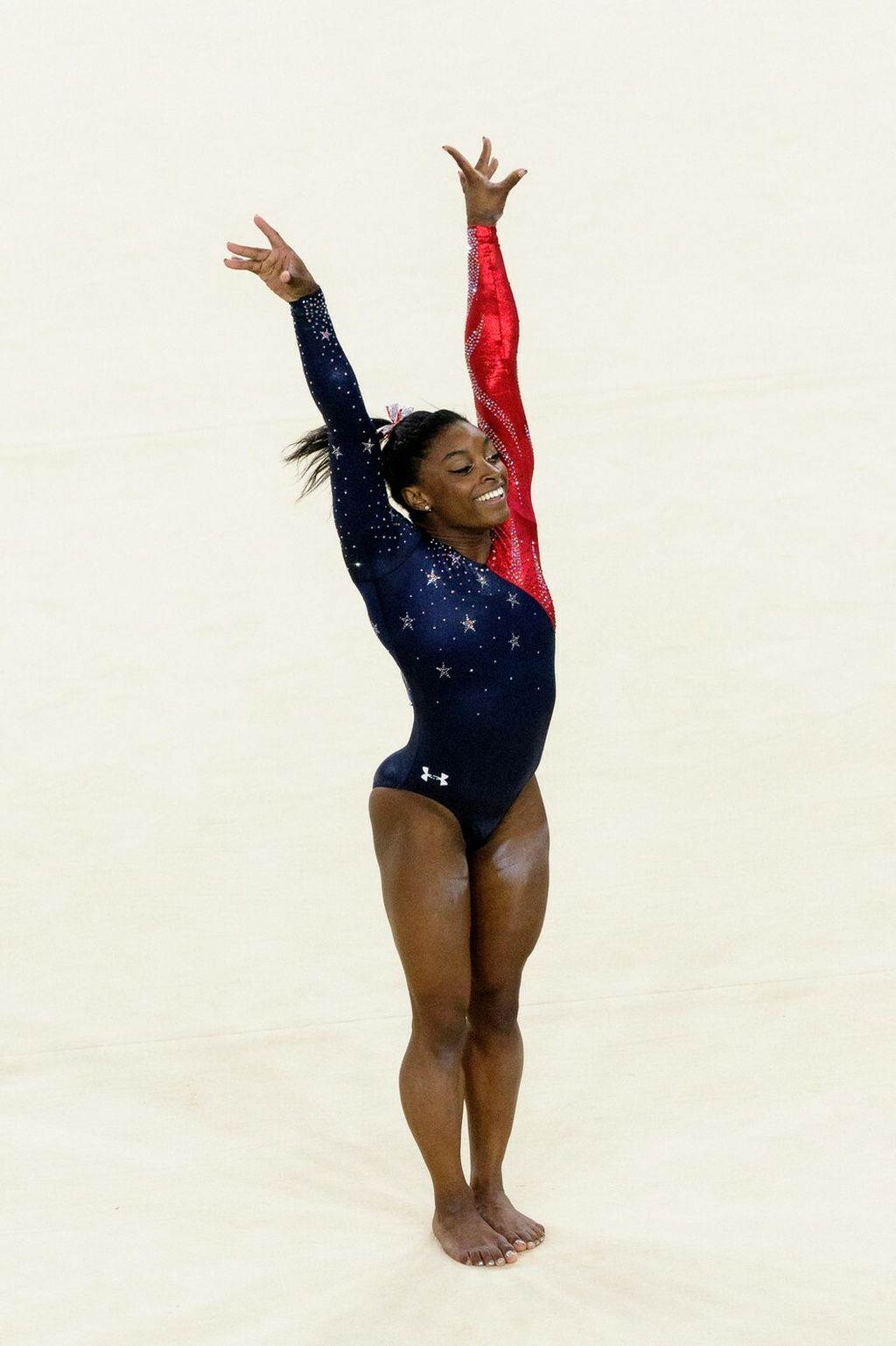 Simone Biles - 6