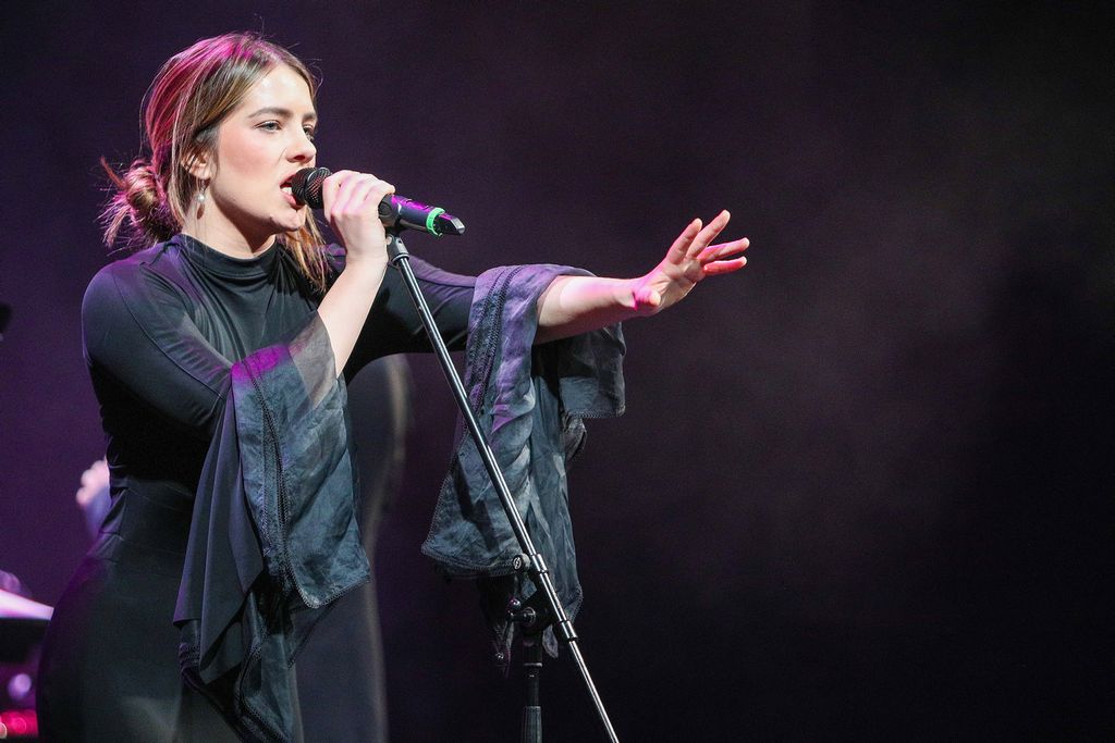 Ana Uršula Najev - 4