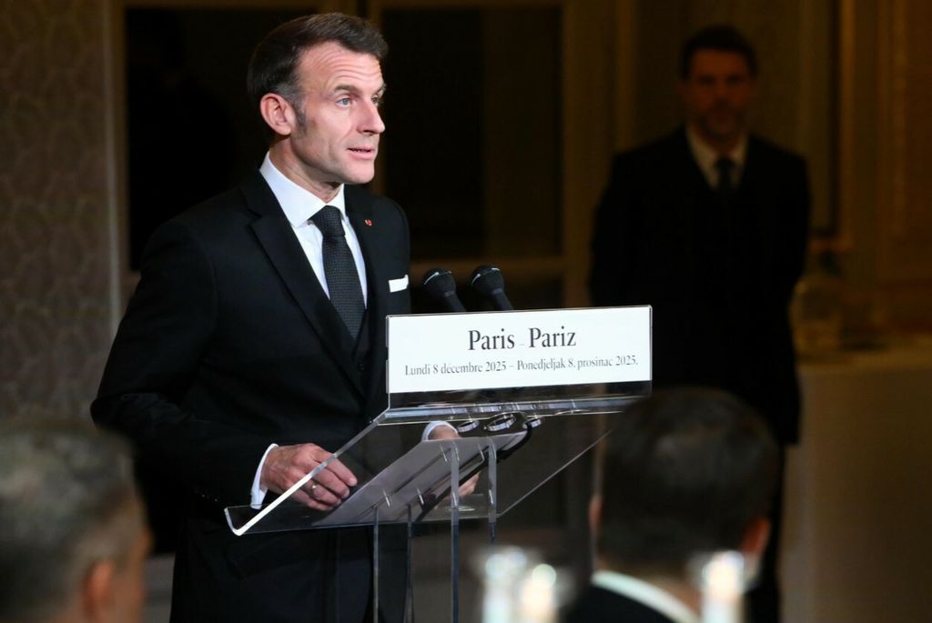 Ana Maslać Plenković i Andrej Plenković s Emmanuelom i Brigitte Macron