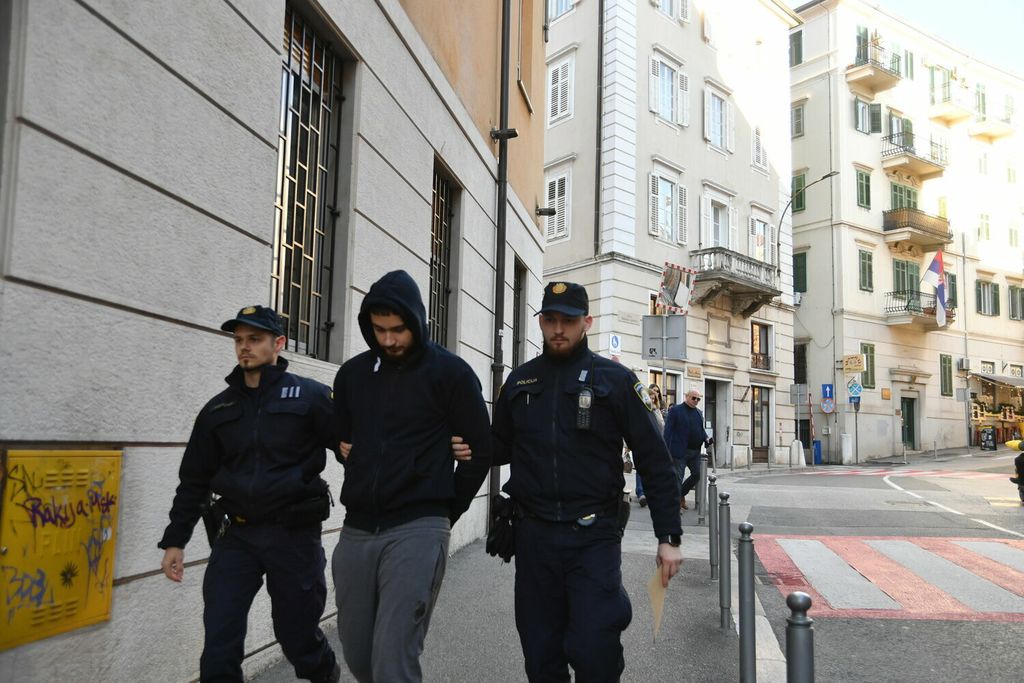 Privođenje ubojice u Rijeci - 7