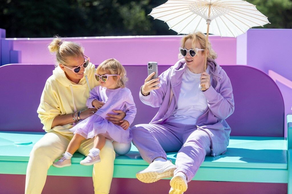 Rebel Wilson i Ramona Agruma - 4