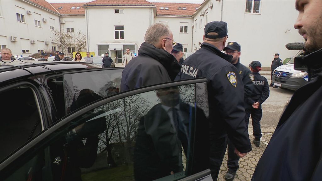 Davor Božinović - 4