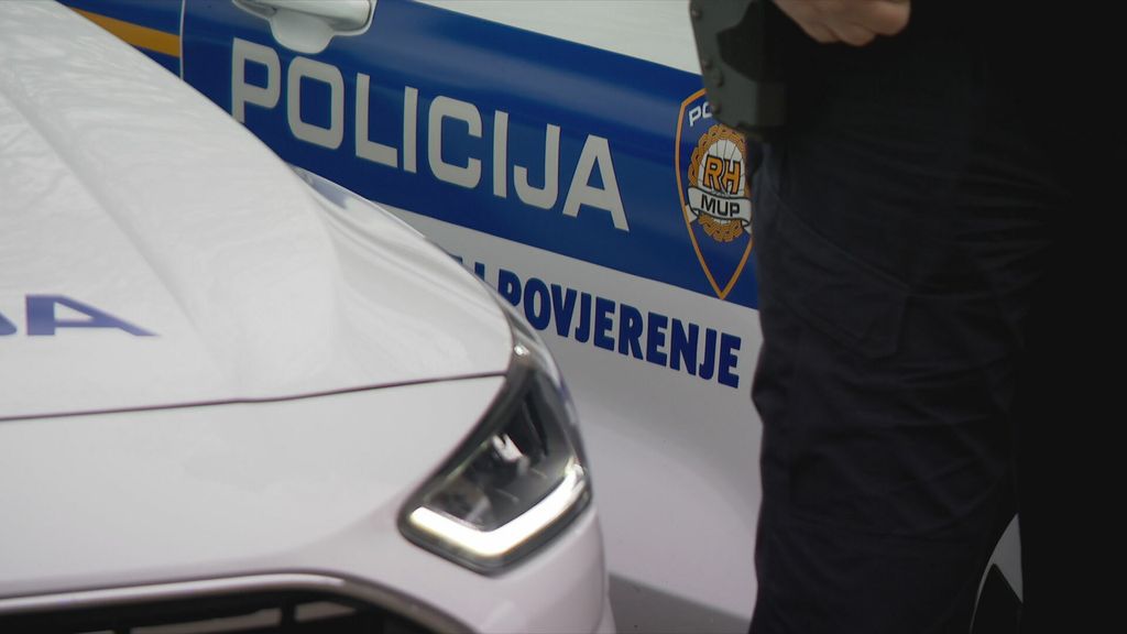 Davor Božinović - 4