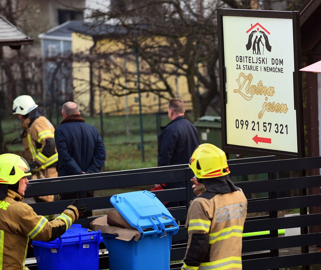 Požar u domu za starije u Karlovcu - 13