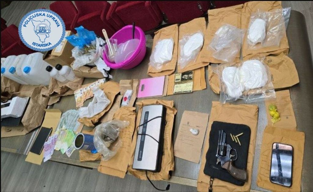 Pronađena droga u Istri - 3