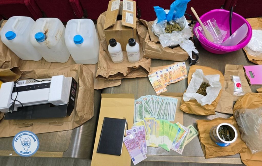Pronađena droga u Istri - 3
