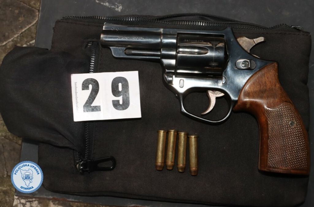 Pronađena droga u Istri - 3