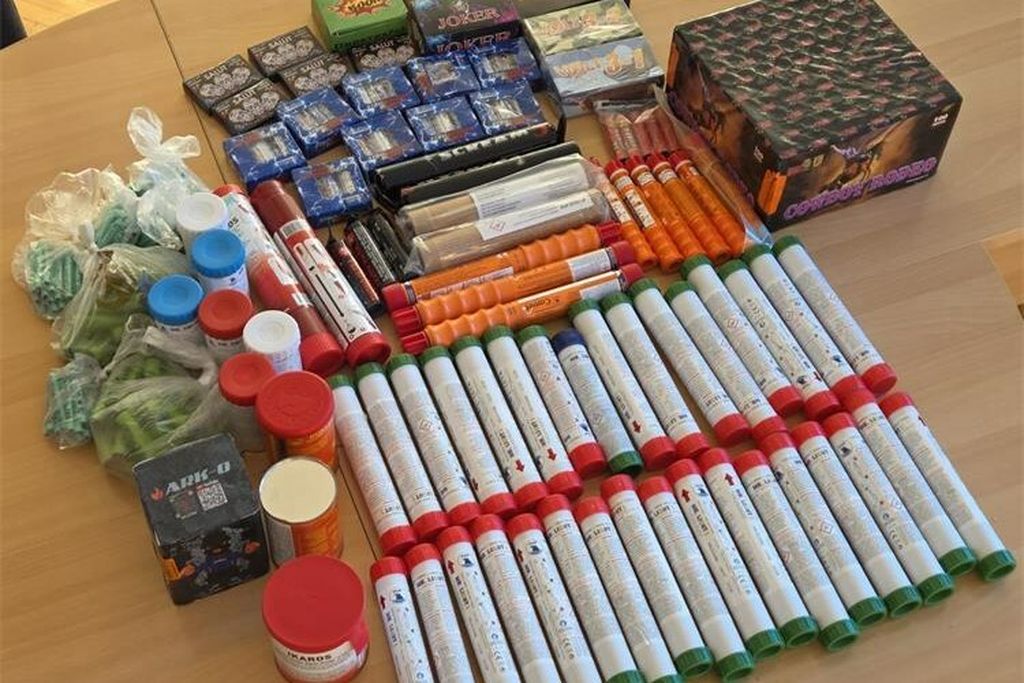 Policija u Splitu, ilustracija