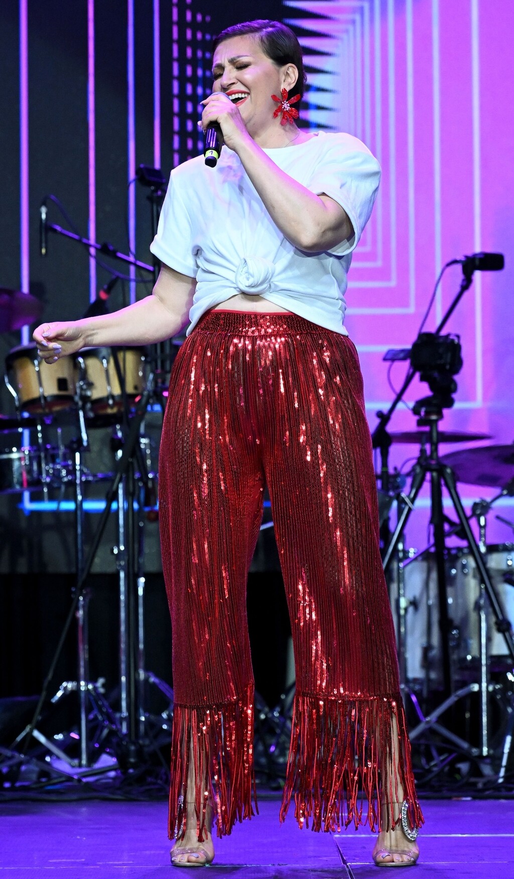 Na pozornicu s Alkom Vuicom izašla je u izdanju stvorenom za svjetla reflektora