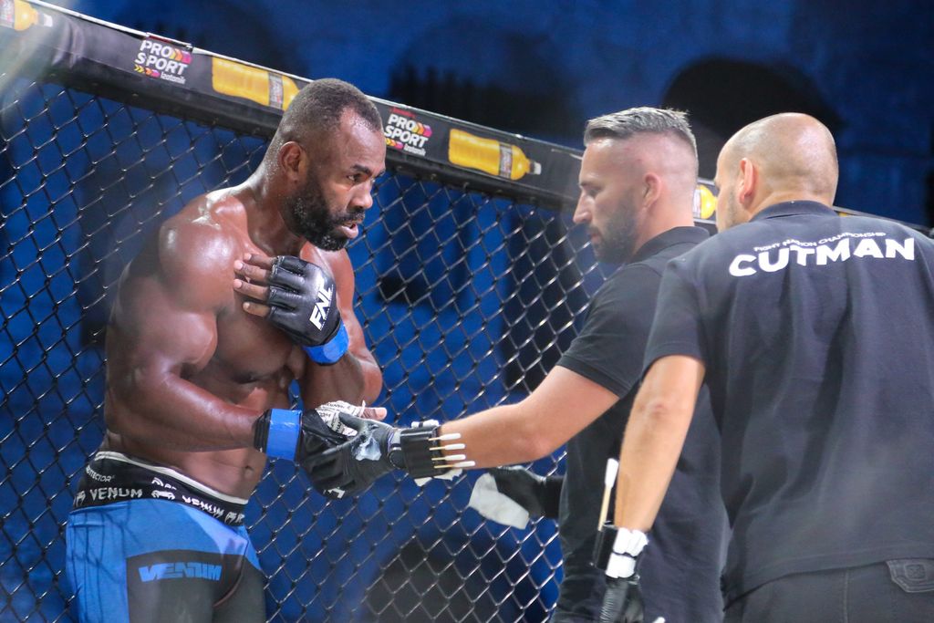 Geronimo Dos Santos u Puli