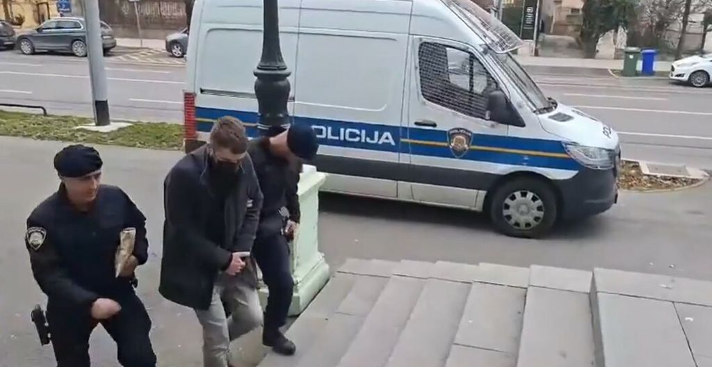 Osječki liječnik osumnjičen za zlostavljanje maloljetnika