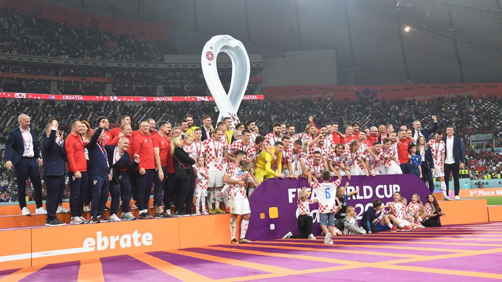 Hrvatska nogometna reprezentacija slavi broncu na SP-u Katru