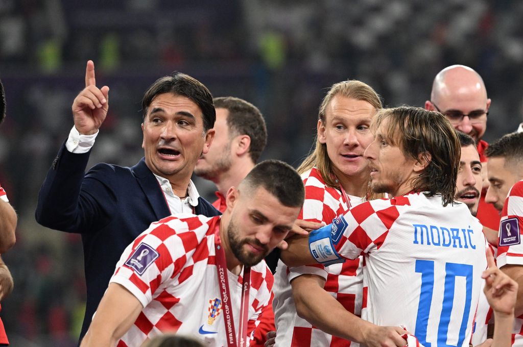 Hrvatska nogometna reprezentacija slavi broncu na SP-u Katru