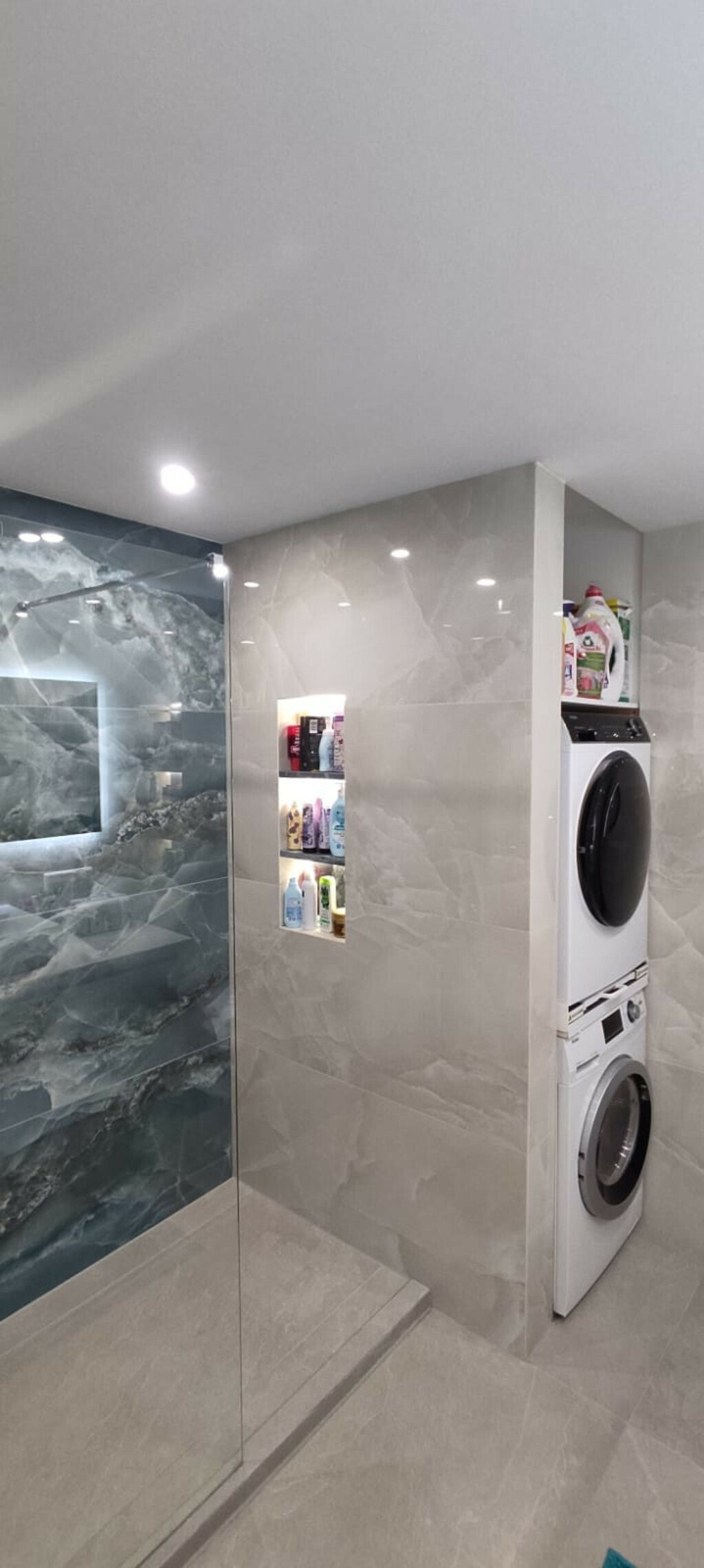 Preuređena kupaonica Ane Mučibabić - 11