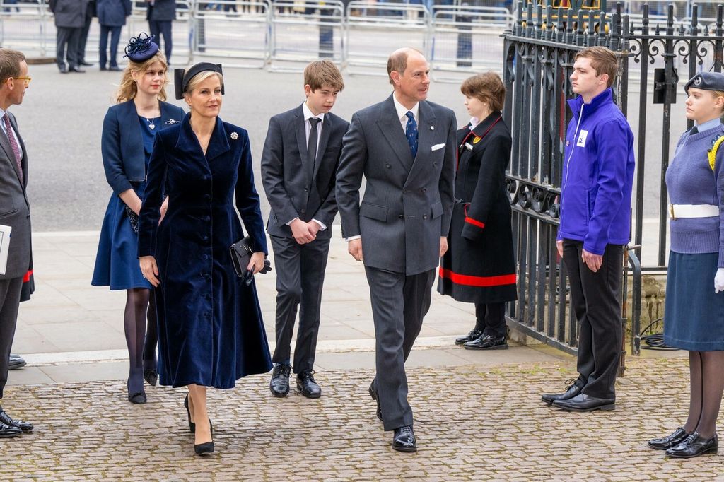 James, grof od Wessexa - 3