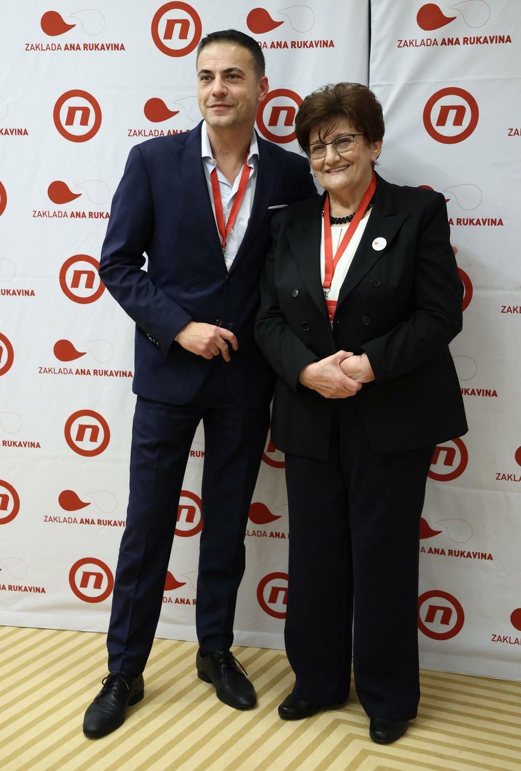 Adrian De Vrgna, Marija Rukavina