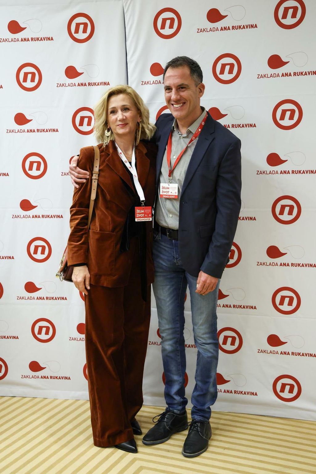 Anita Kajtazi, Stipe Sladoljev