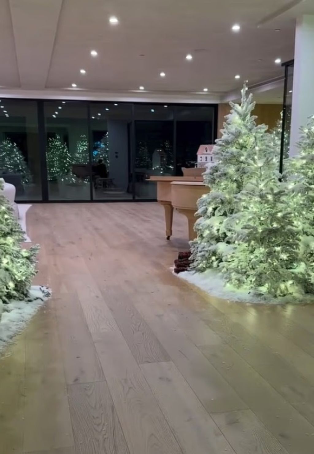 Kim Kardashian na Instagramu - 1